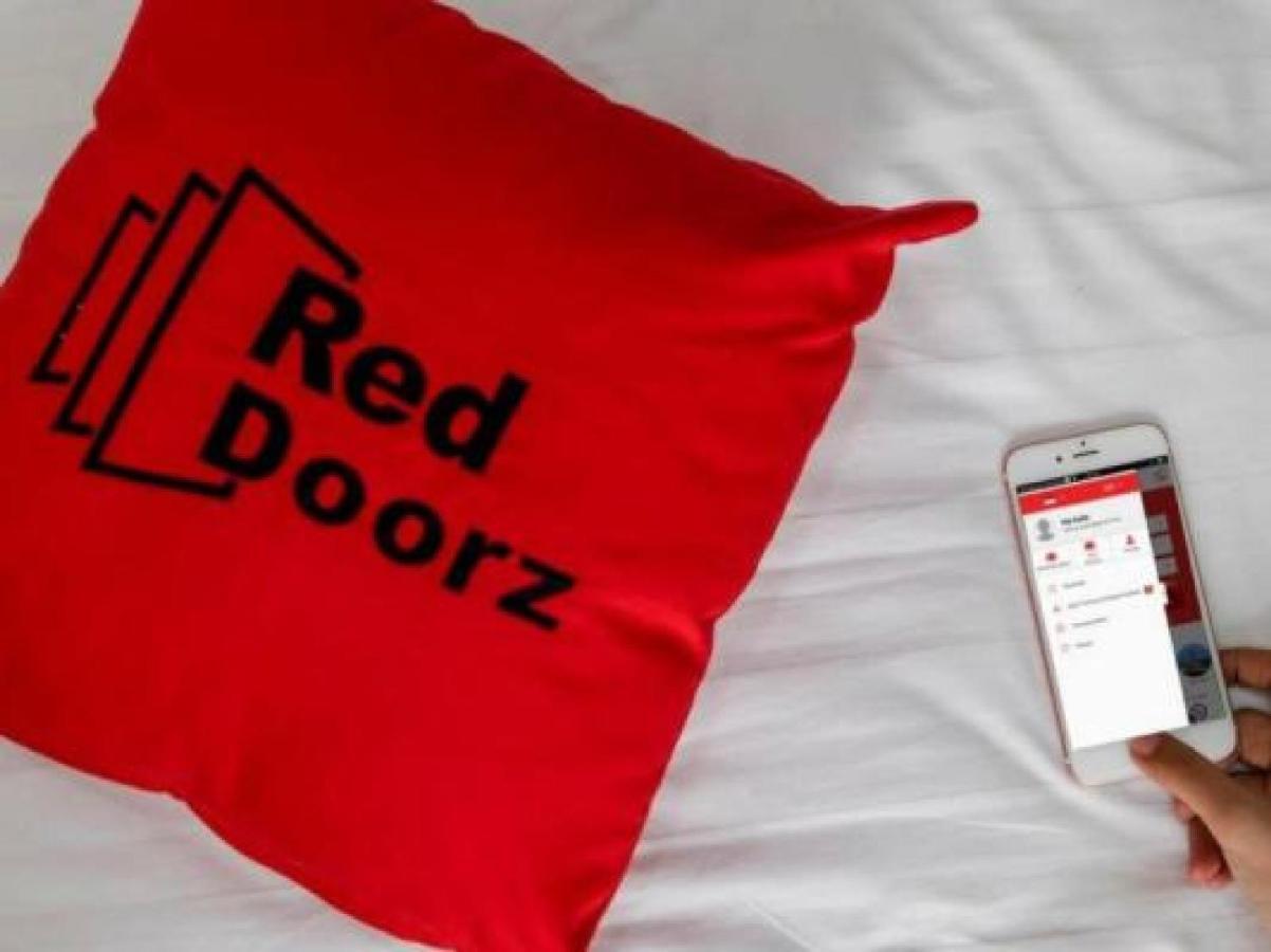 Reddoorz @ Surapati Hotel Bandung Exterior foto